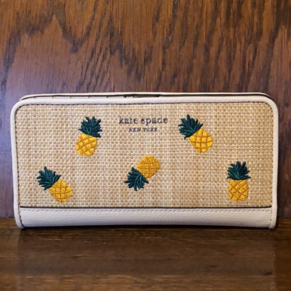 NWT-Kate Spade-Darcy-Large Slim Pineapple Bifold Wallet-$199